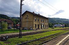 min 1003 2.jpg min 1003 2.jpg